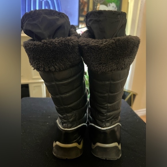 ⚫️ BOGO Lands End girls winter boot size 6M - Picture 3 of 6